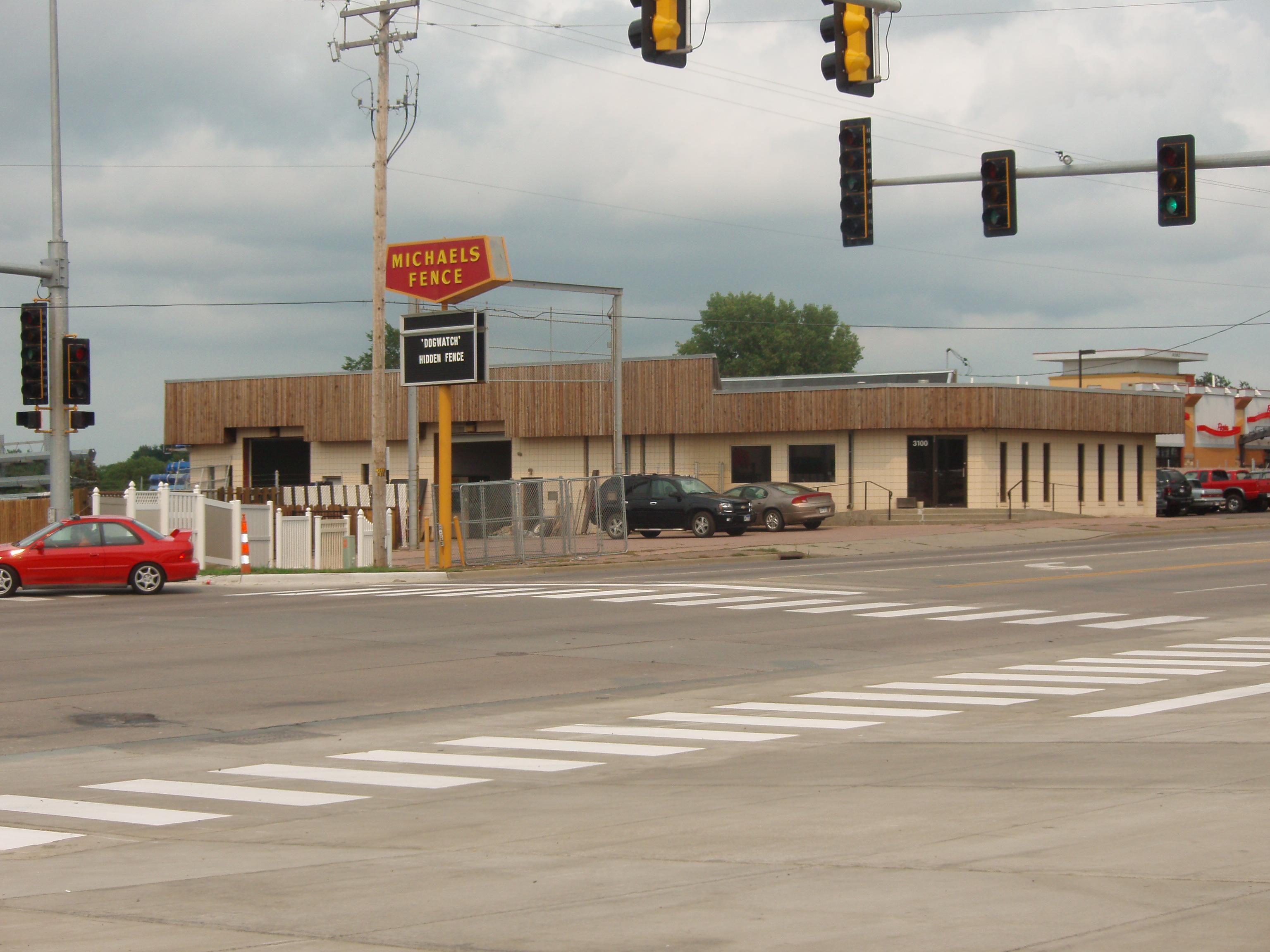 Michaels is Located on the West Sid of Hy-Vee