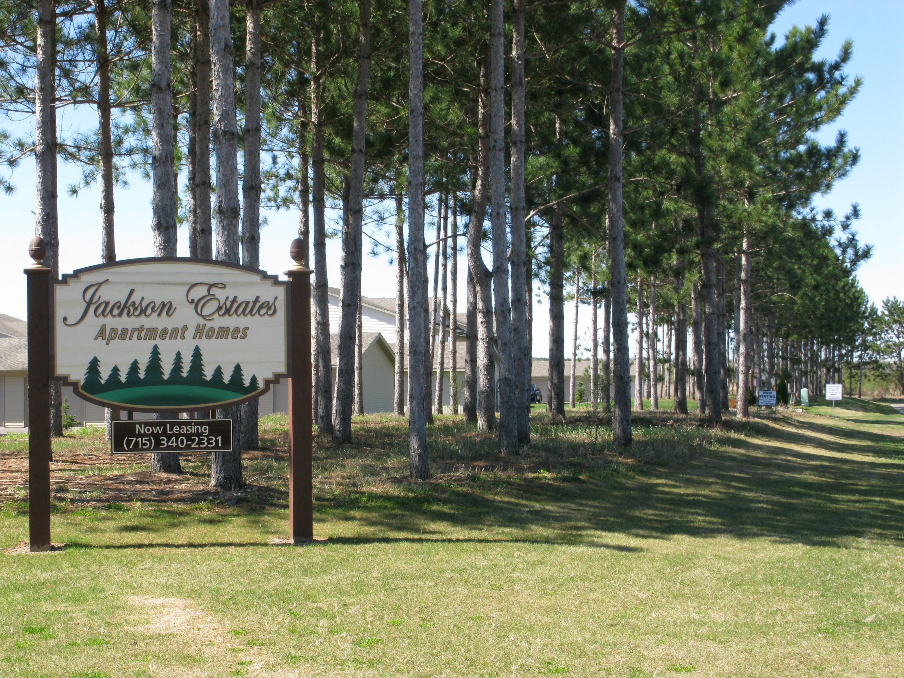 Jackson Estates Apartments in Merrill