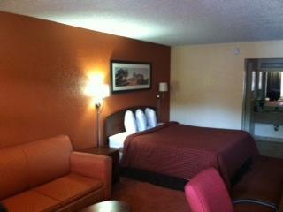 Newly renovated rooms w/ flat screen tv, granite counter tops NICE, clean, NEW