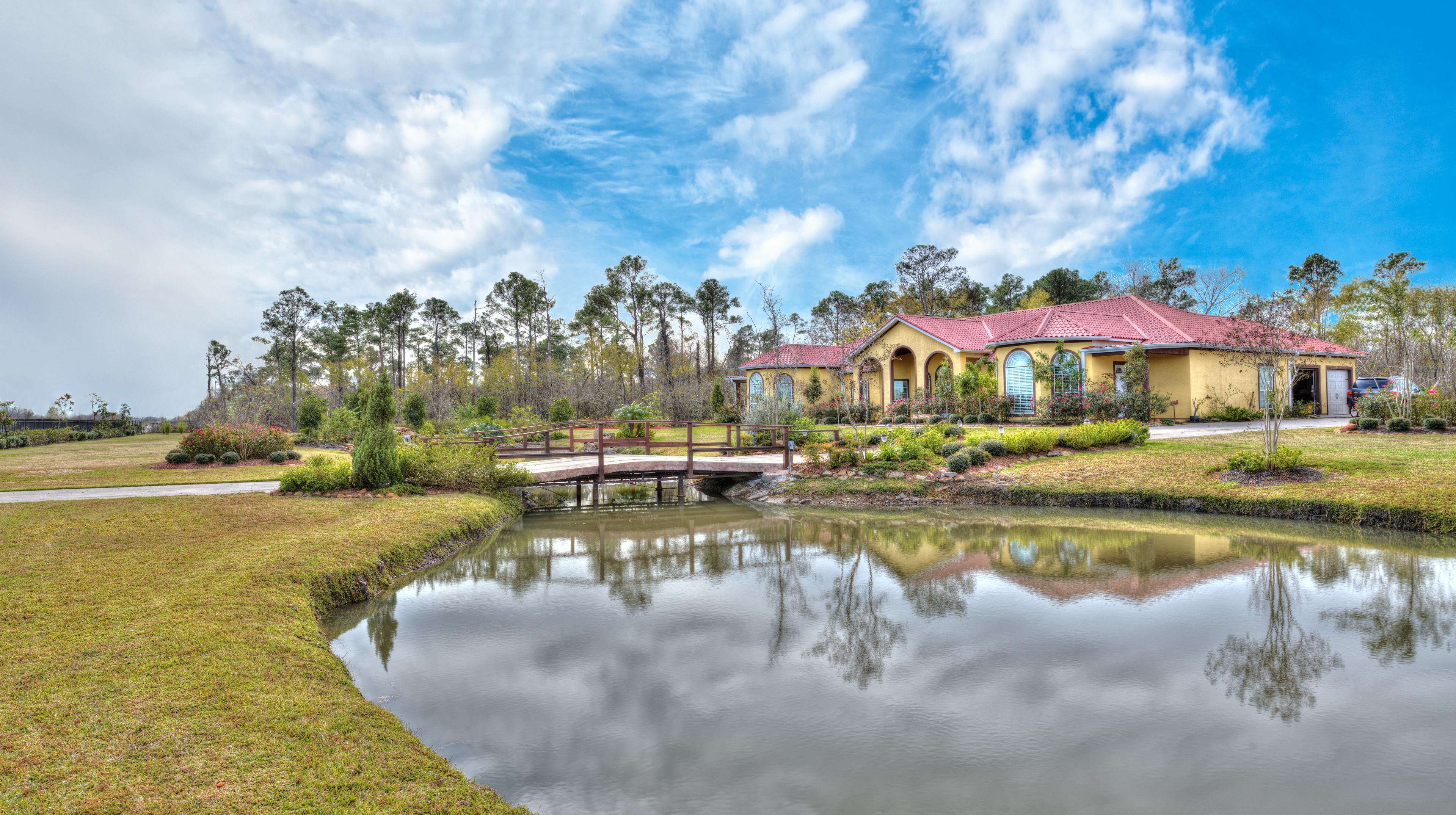 Get ready for your big day at Tuscan Courtyard's beautiful manor!