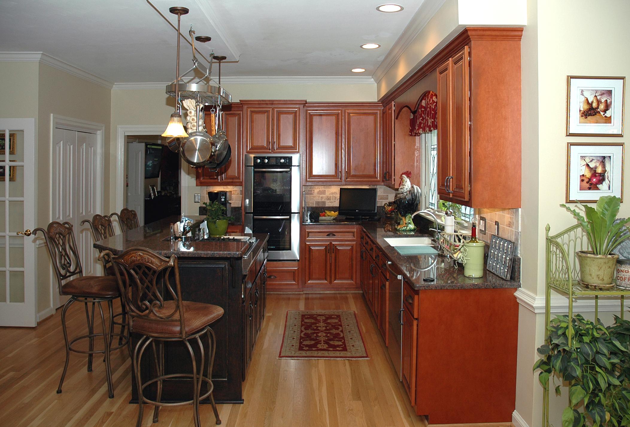 Kitchen Remodeling with Cabinet Refacing