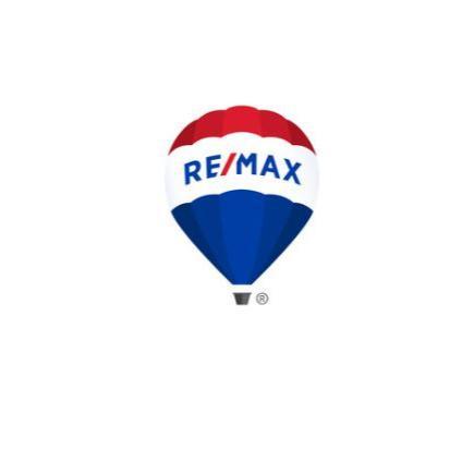 Pinewood RE/MAX Fine Properties