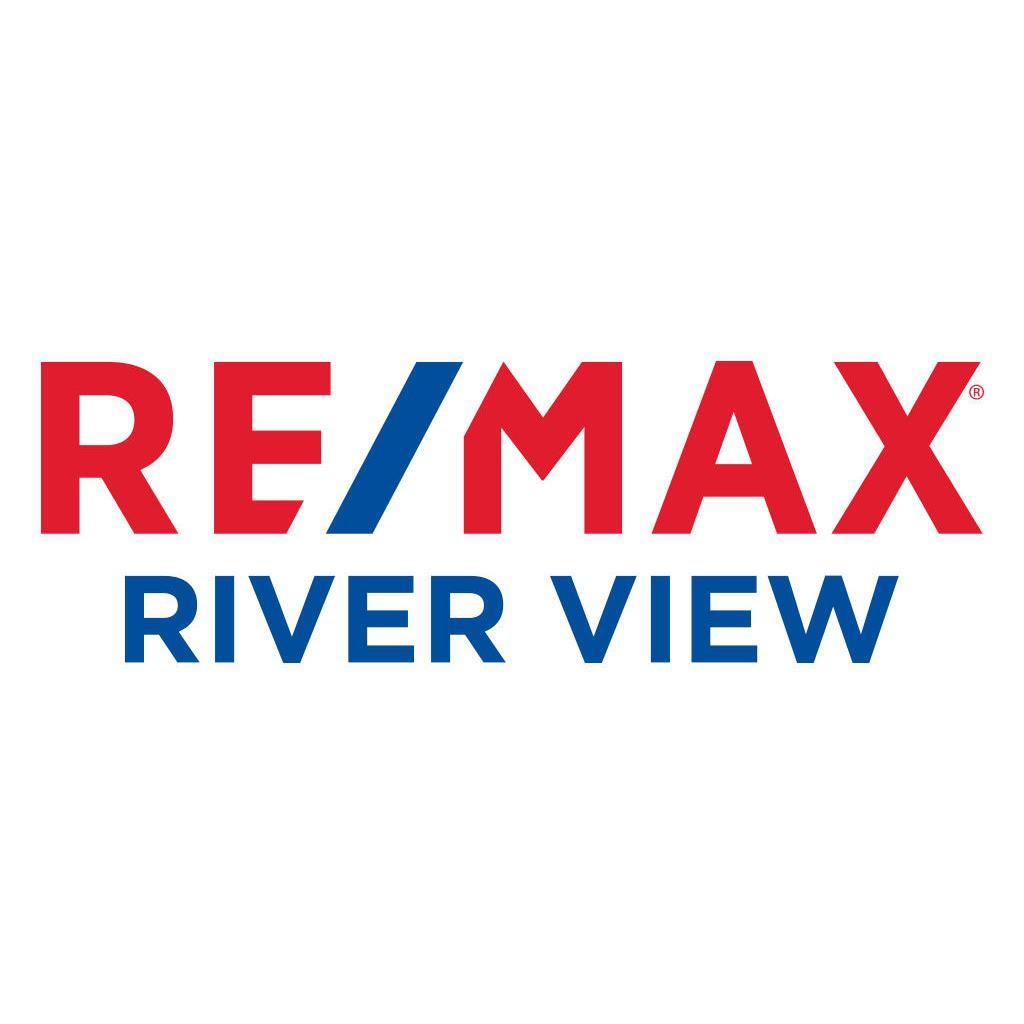 Melissa Santa, REALTOR - RE/MAX RIVER VIEW