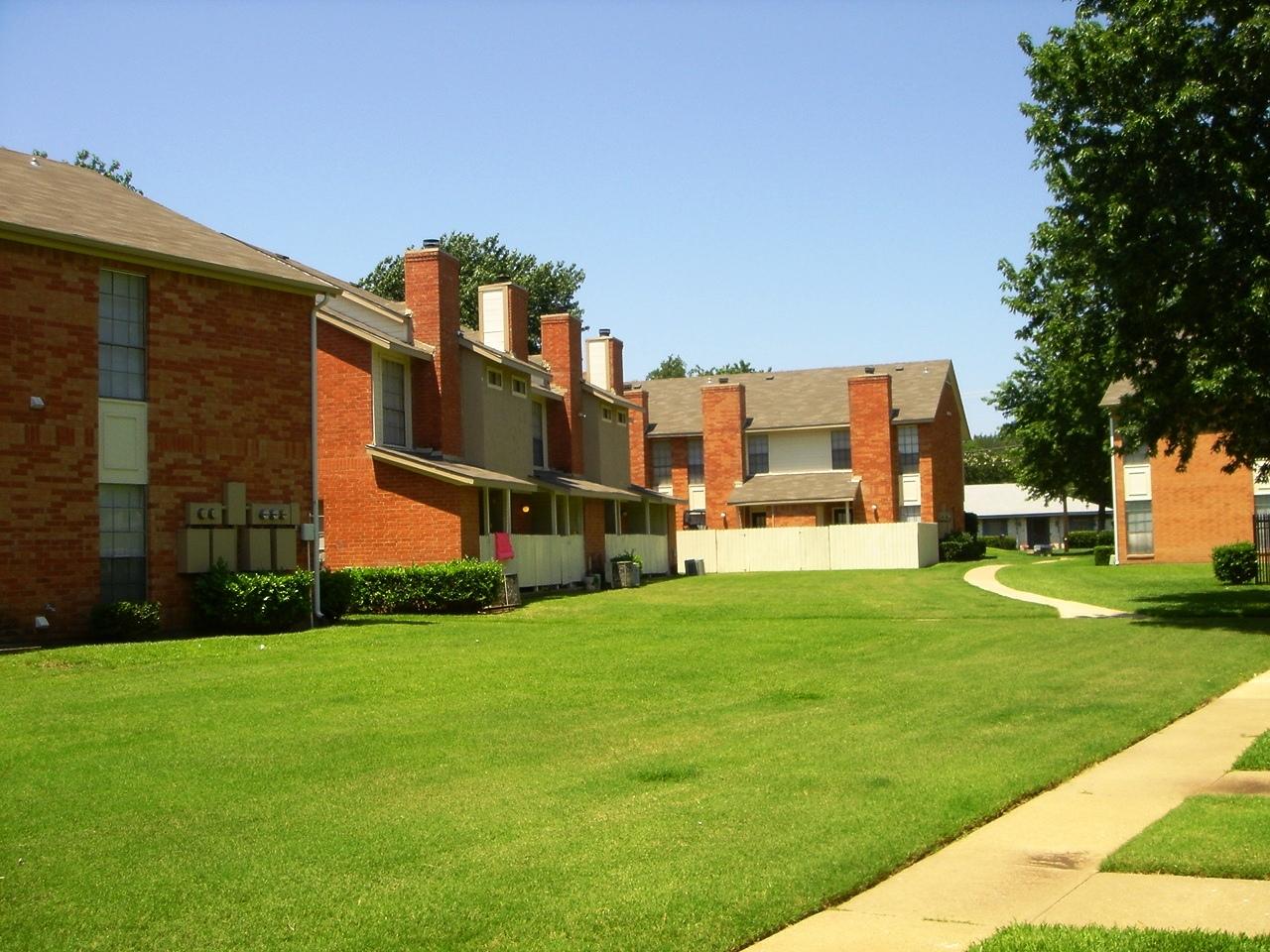 Plantation West Apartments