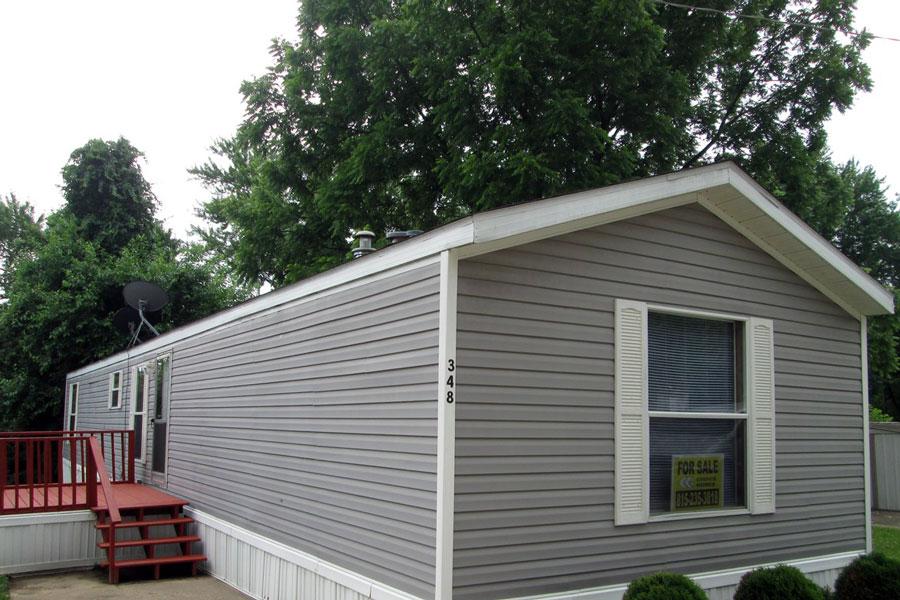 Woodridge Estates Manufactured Housing Community