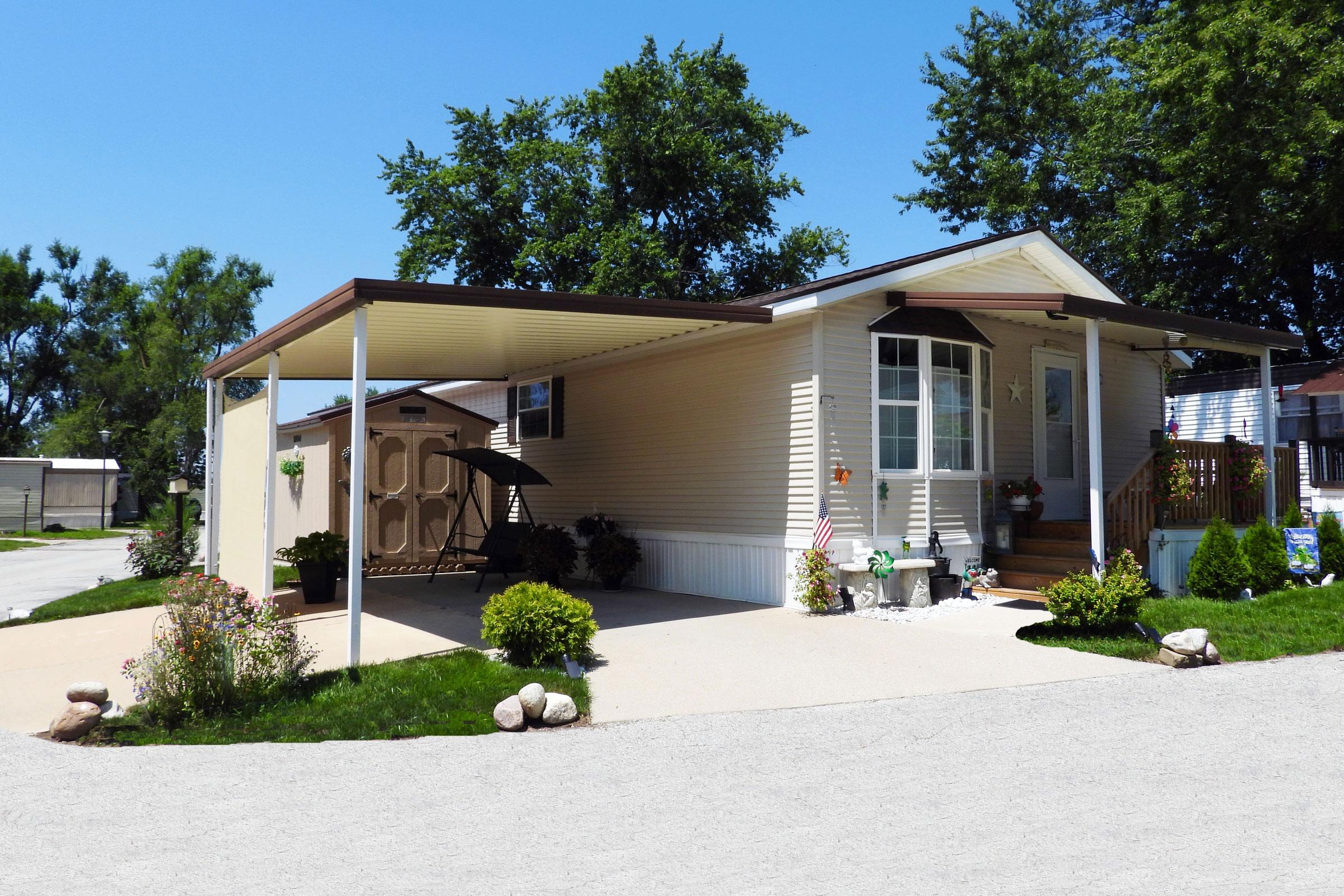 Meadows of Bloomington Manufactured Housing Community