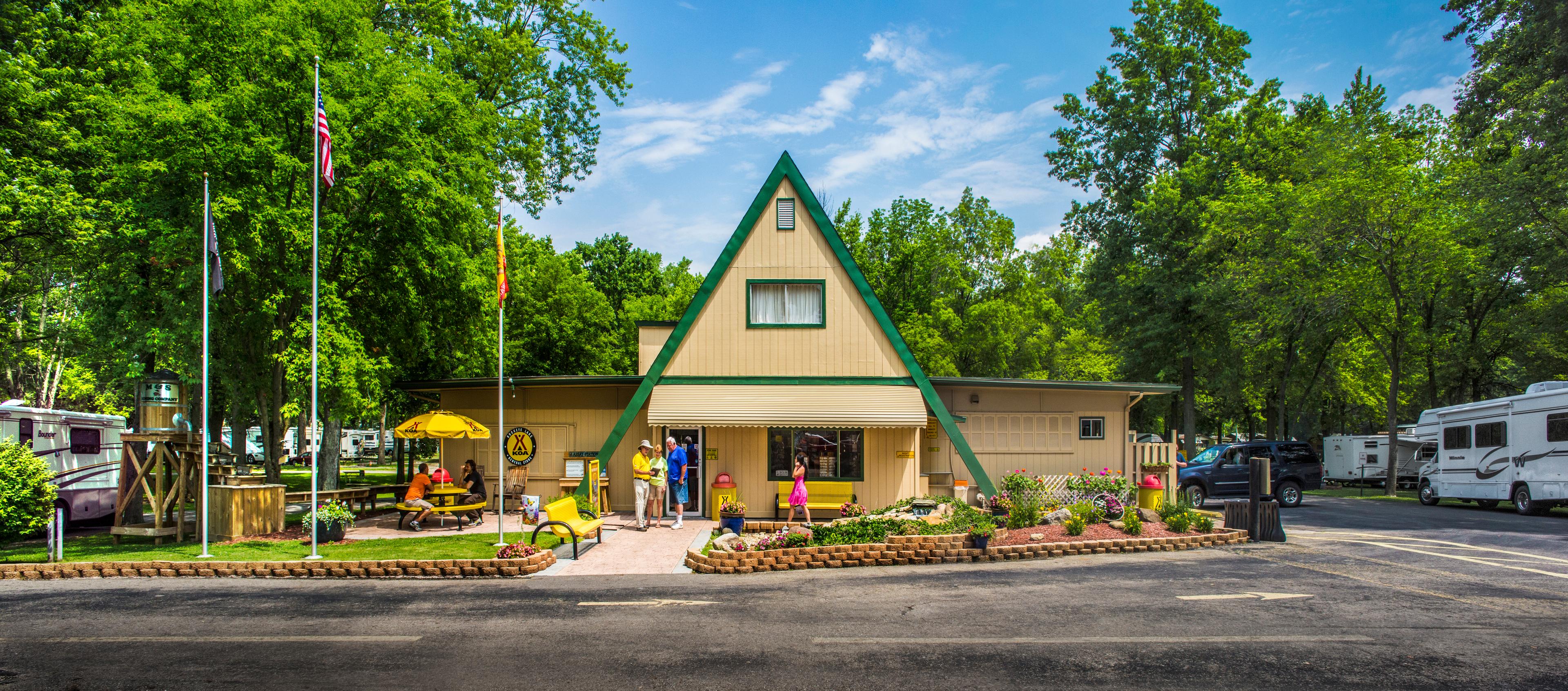 Buckeye Lake / Columbus East KOA Holiday