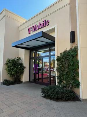 T-Mobile Authorized Retailer