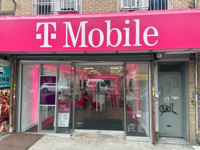 T-Mobile Authorized Retailer