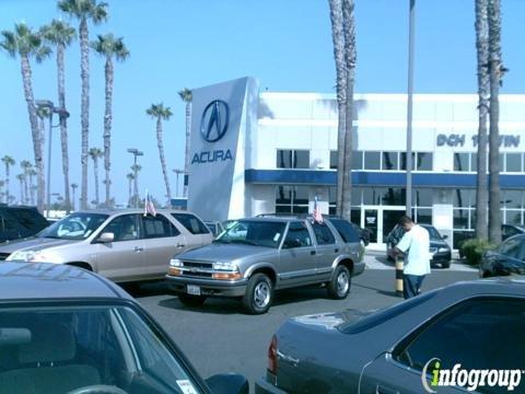 DCH Tustin Acura Service Center