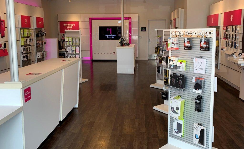 Metro by T-Mobile Authorized Retailer