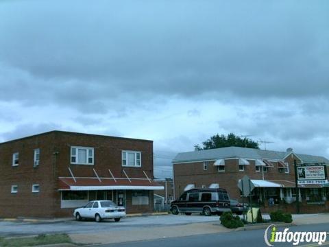 Bob Magee's Barber Shop