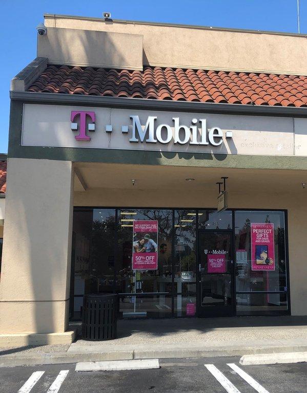 Metro by T-Mobile Authorized Retailer