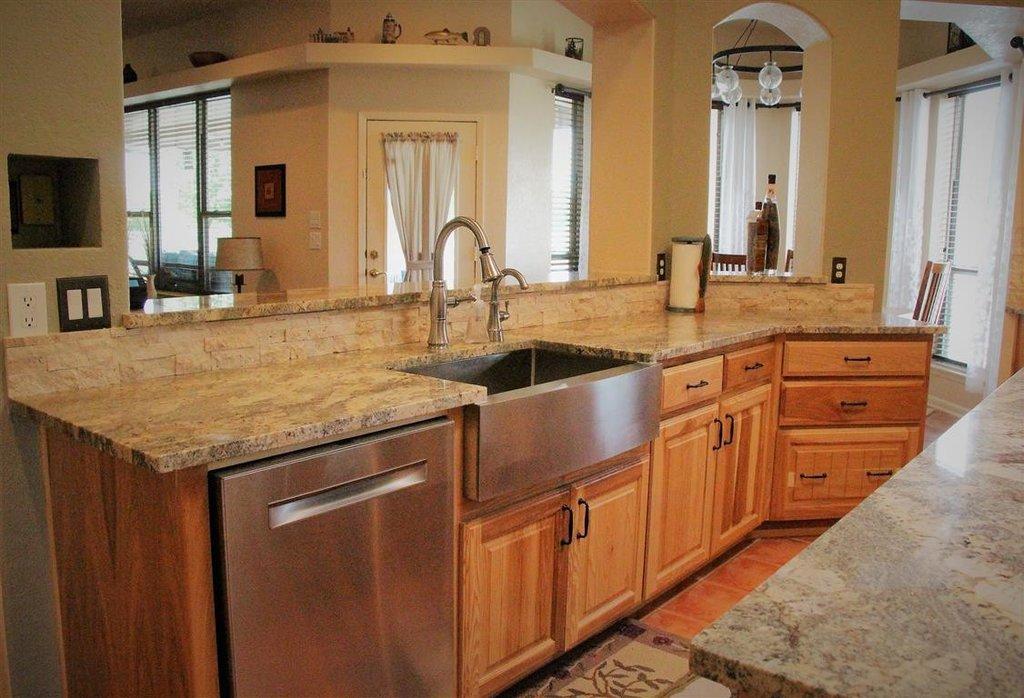 Miland Home Construction Kitchen and Bathroom Remodeling