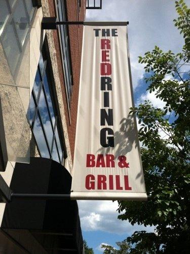 Red Ring Bar & Grill