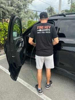 Fine Key Locksmith