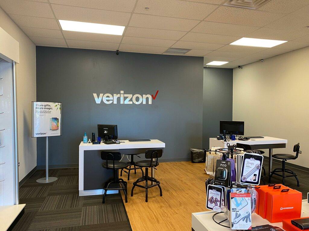 Russell Cellular-Verizon Authorized Retailer