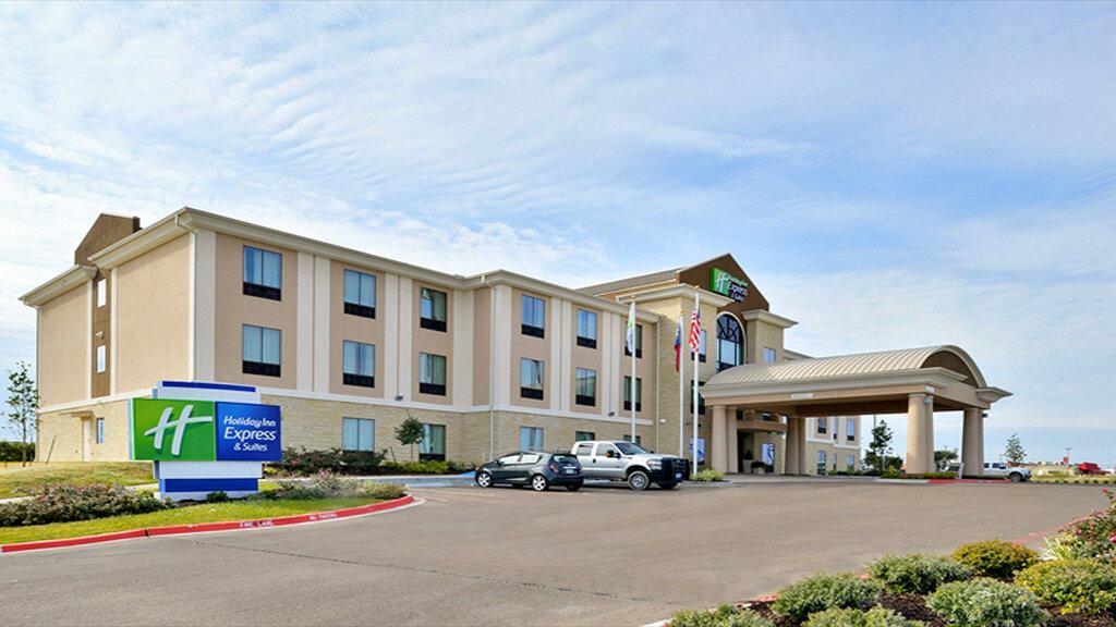 Holiday Inn Express & Suites Schulenburg, an IHG Hotel