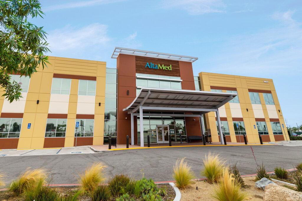 AltaMed Medical and Dental Group-South Gate