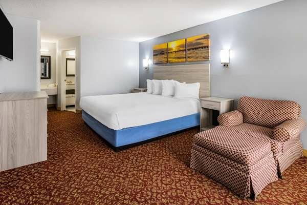 Days Inn & Suites By Wyndham Williamsburg Colonial