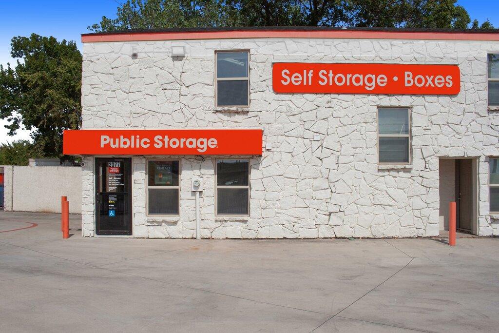 Public Storage