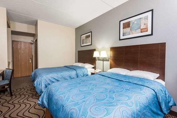 Super 8 By Wyndham Mars/Cranberry/Pittsburgh Area