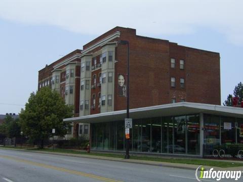 Six Chimney Apartments