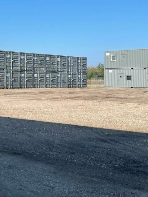 United Rentals - Storage Containers and Mobile Offices