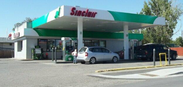 Sinclair Gas Station