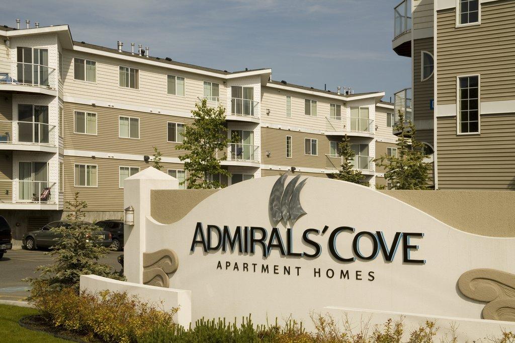 Admirals Cove Apartment Homes