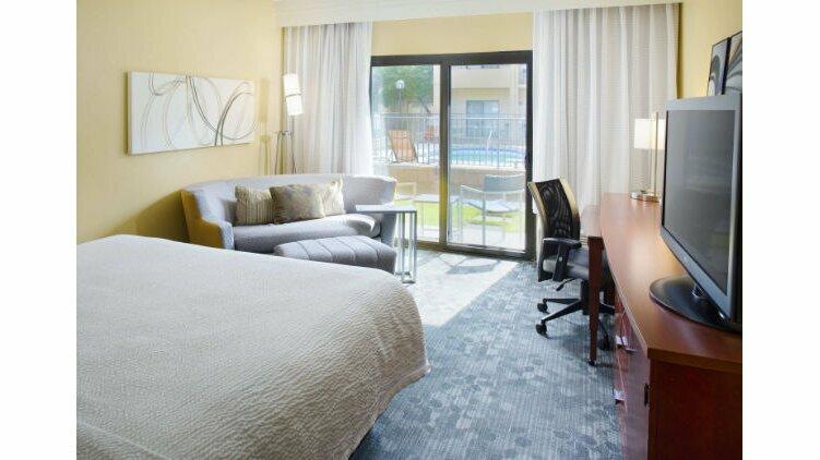 Courtyard By Marriott Memphis Airport