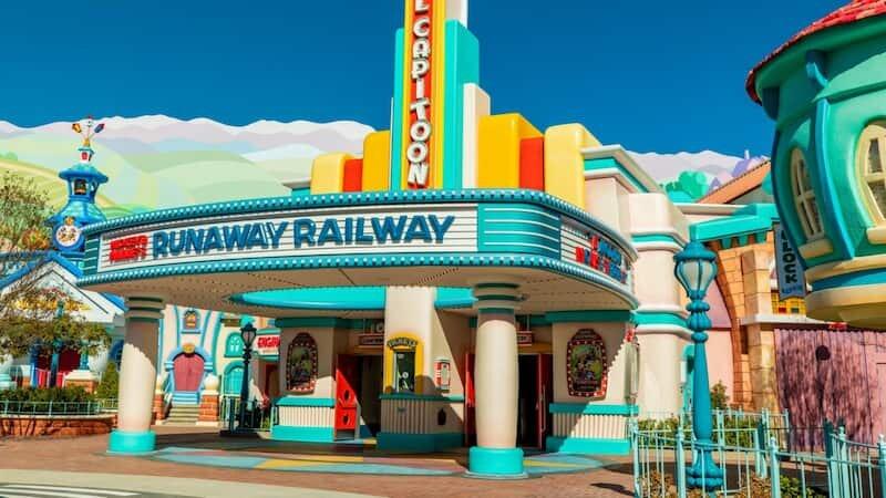 Mickey & Minnie's Runaway Railway