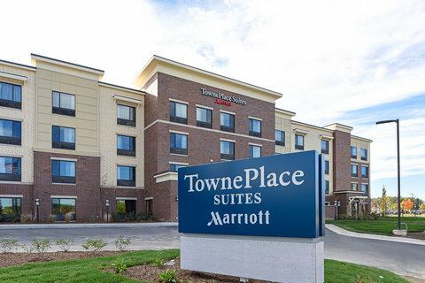 TownePlace Suites Detroit Commerce