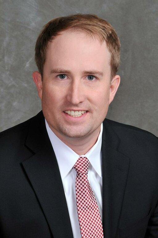 Edward Jones-Financial Advisor: Nicholas Hulsey, CFP