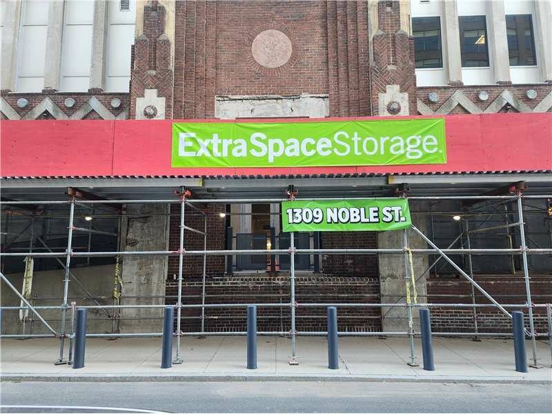 Extra Space Storage