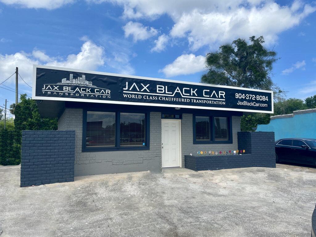 Jax Black Car Transportation