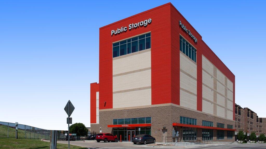 Public Storage