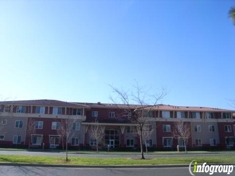 Wisteria Apartments