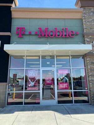 Metro by T-Mobile Authorized Retailer