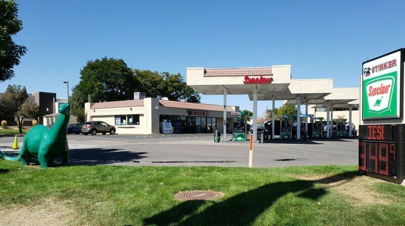 Sinclair Gas Station