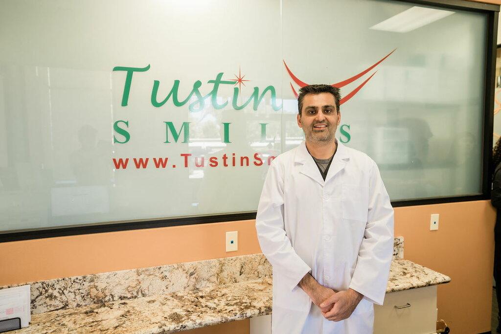 Tustin Smiles