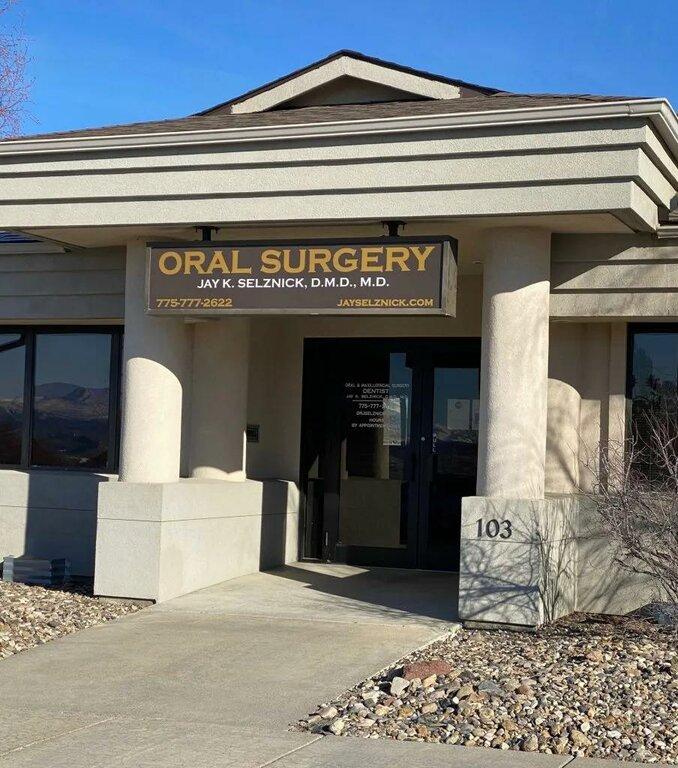 Selznick Oral Surgery