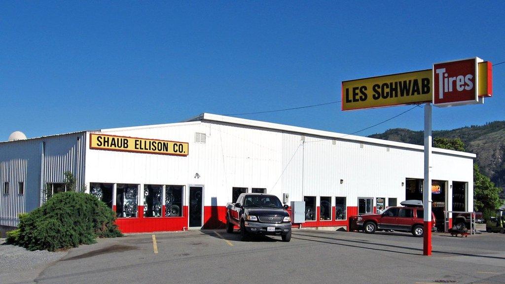 Les Schwab Tire Center