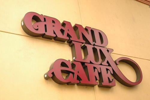 Grand Lux Cafe