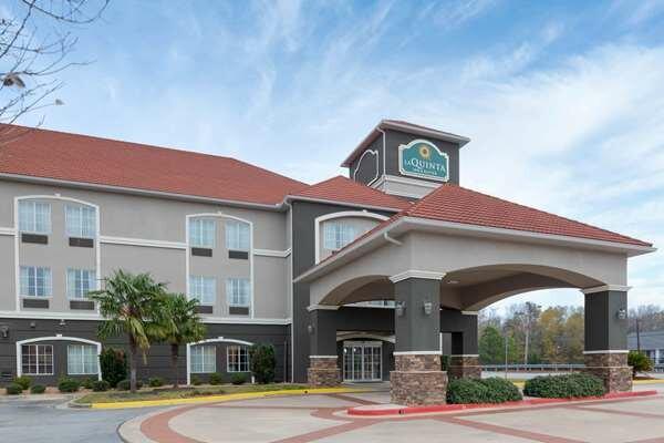 La Quinta Inn & Suites By Wyndham Macon West