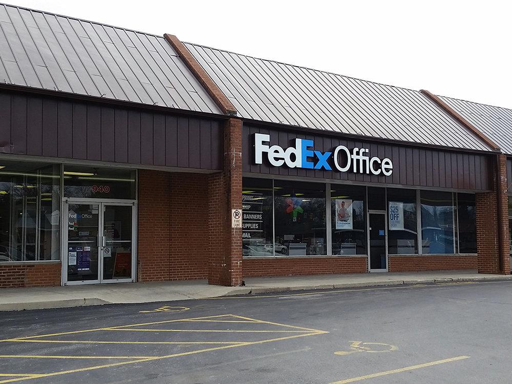 FedEx Office Print & Ship Center