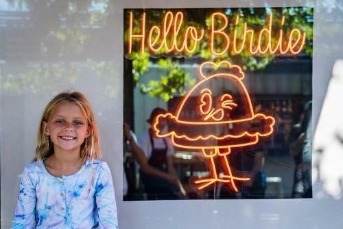 Hello Birdie Chicken Restaurant