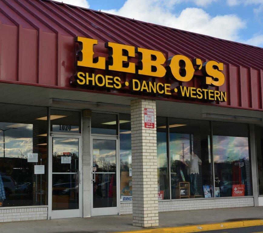 Lebo's