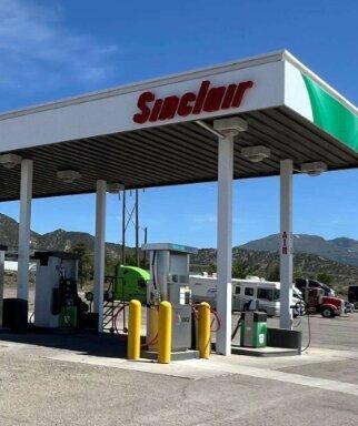 Sinclair Gas Station