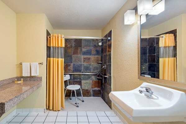 Days Inn By Wyndham San Antonio Seaworld/Lackland AFB